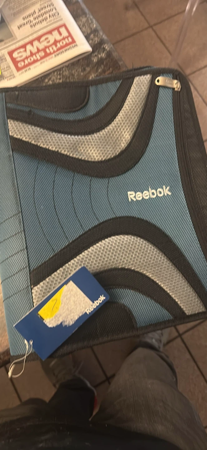 Reebok 3-Ring Binder - photo 3