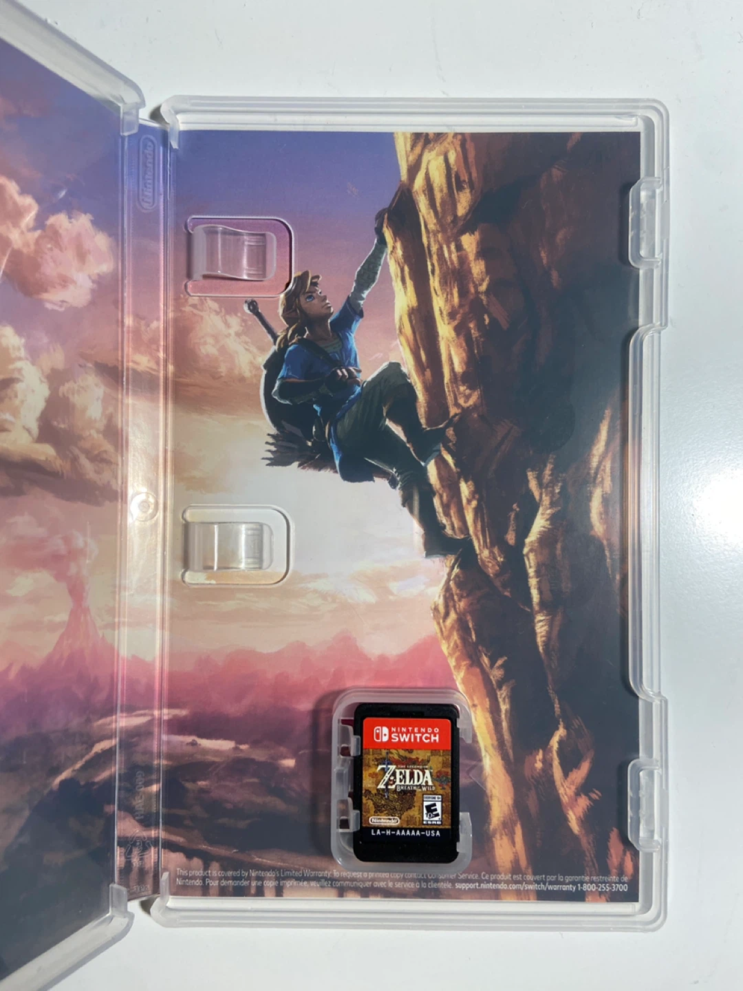 The Legend of Zelda: Breath of the Wild Nintendo Switch Game - photo 2