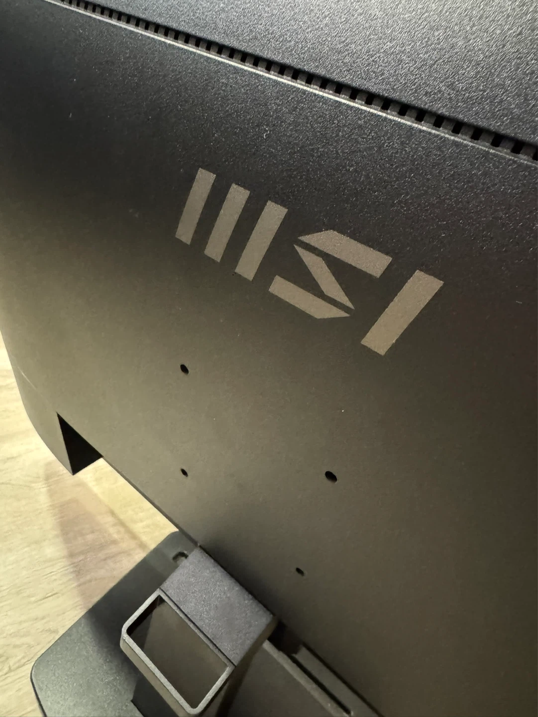 (MOVING SALE!) MSI PRO MP273U UHD Computer Monitor - photo 3