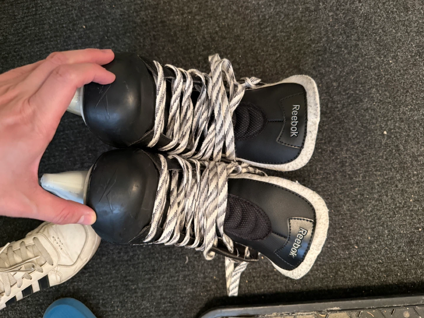 Reebok Hockey Skates 4K - photo 2