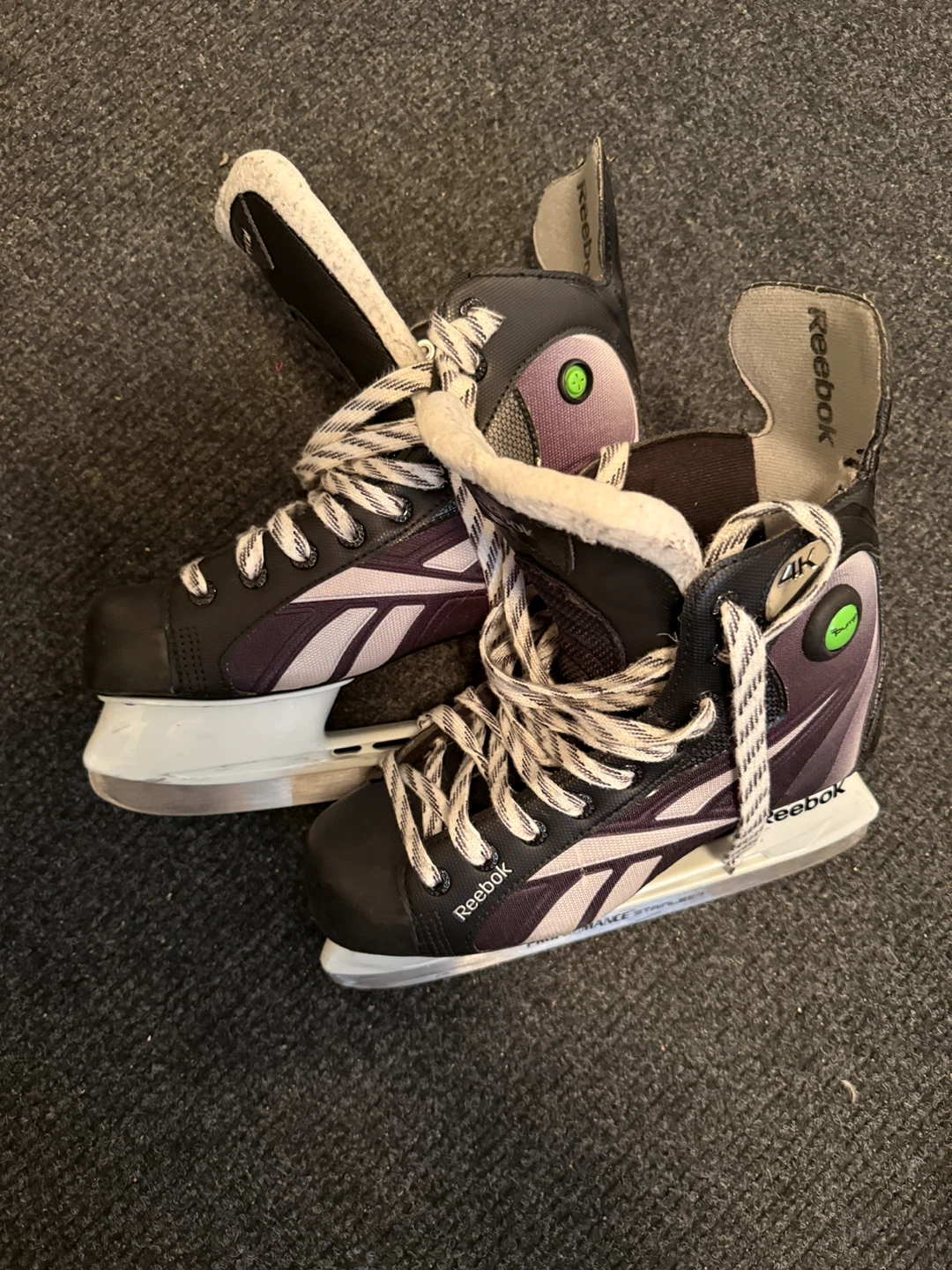 Reebok Hockey Skates 4K