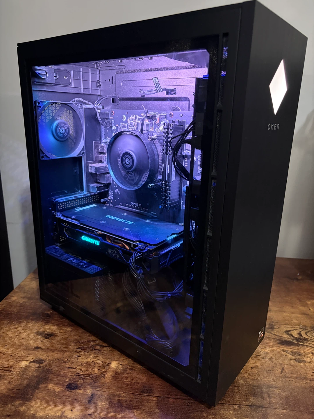 Ryzen 7 3700X Gaming PC | RX 590 8GB | 16GB RAM | 500GB SSD | HP - photo 4