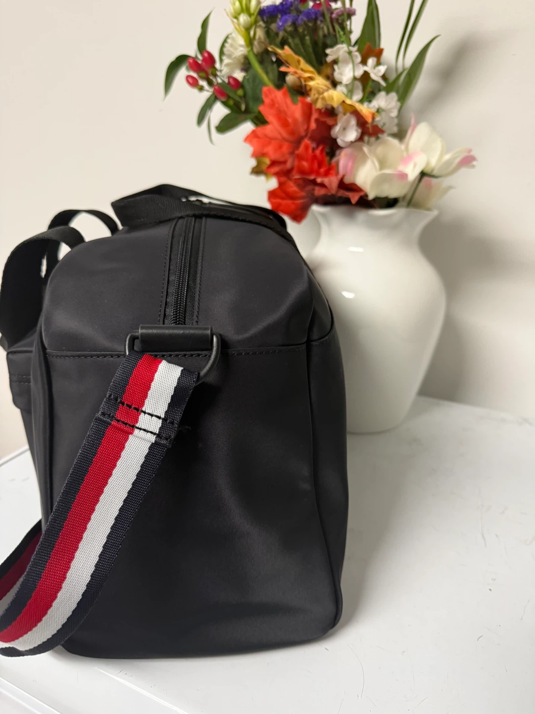 Tommy Hilfiger Black Duffle Bag - photo 4
