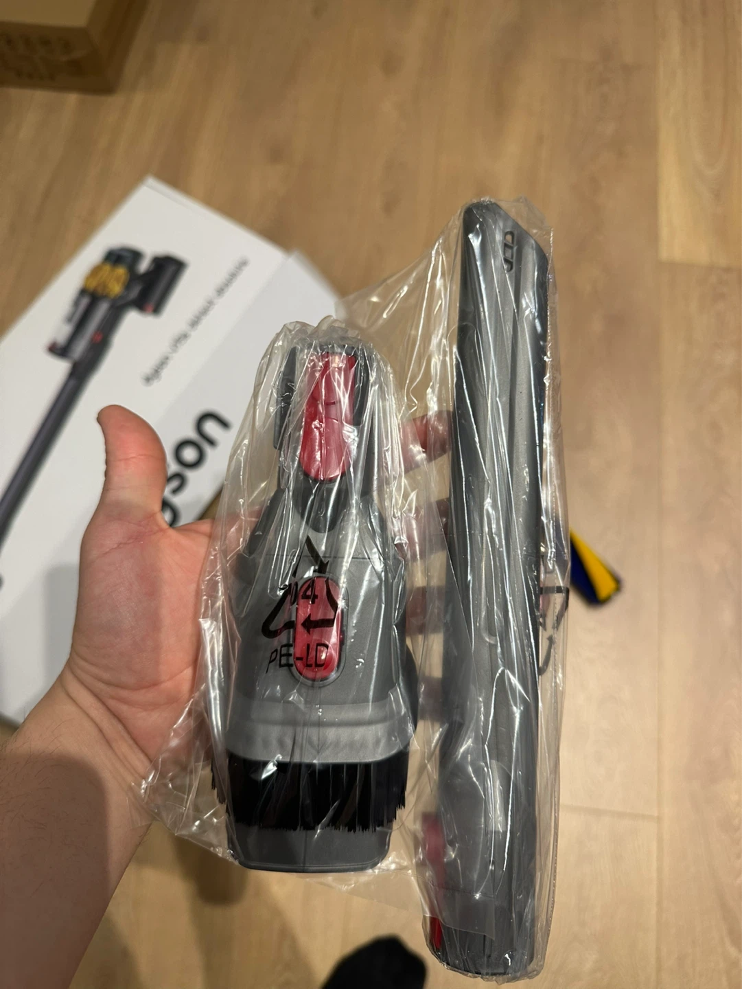 Dyson V15 Detect Absolute Cordless Vacuum - photo 2