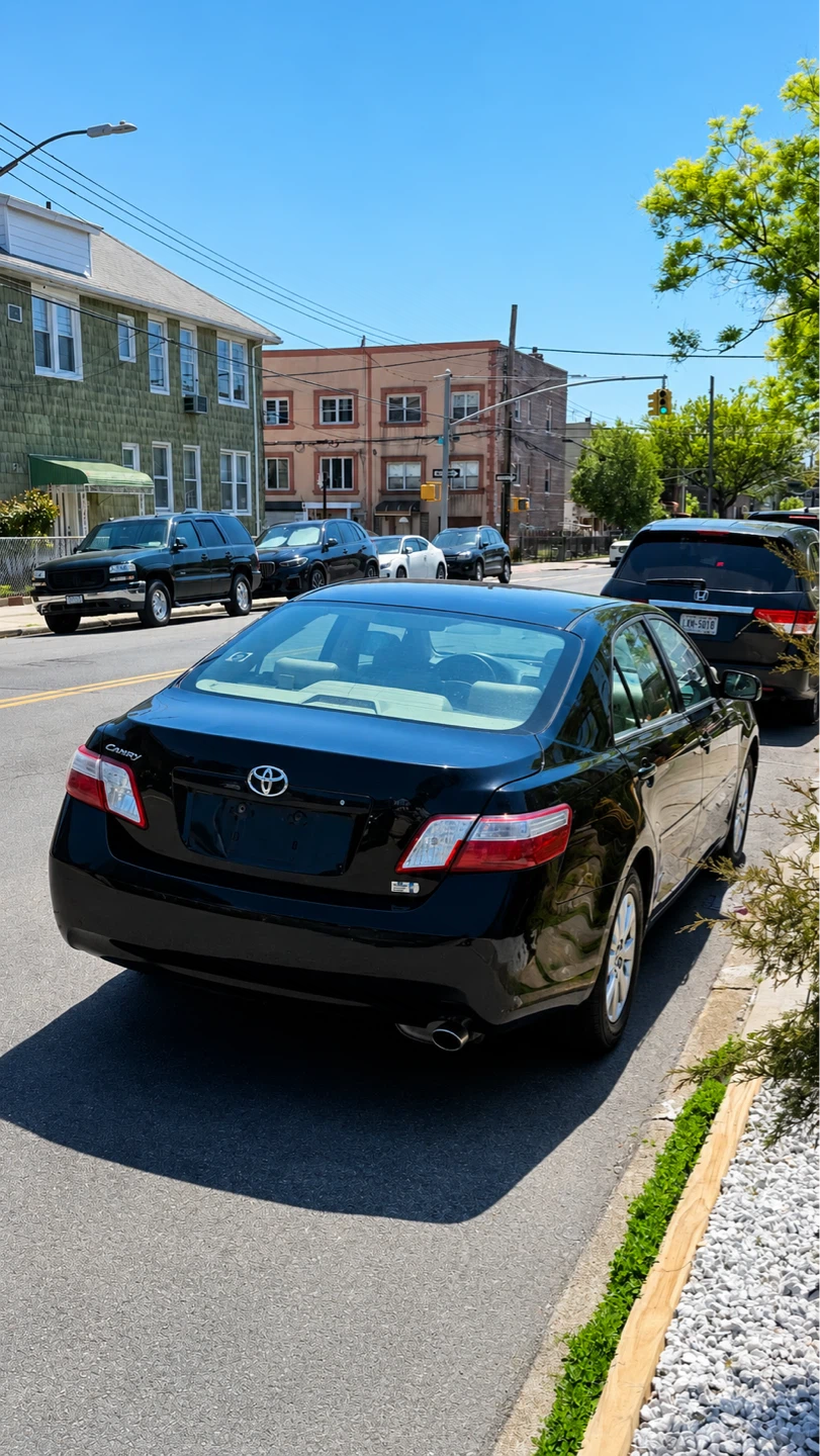 Black Toyota Camry Sedan - photo 2