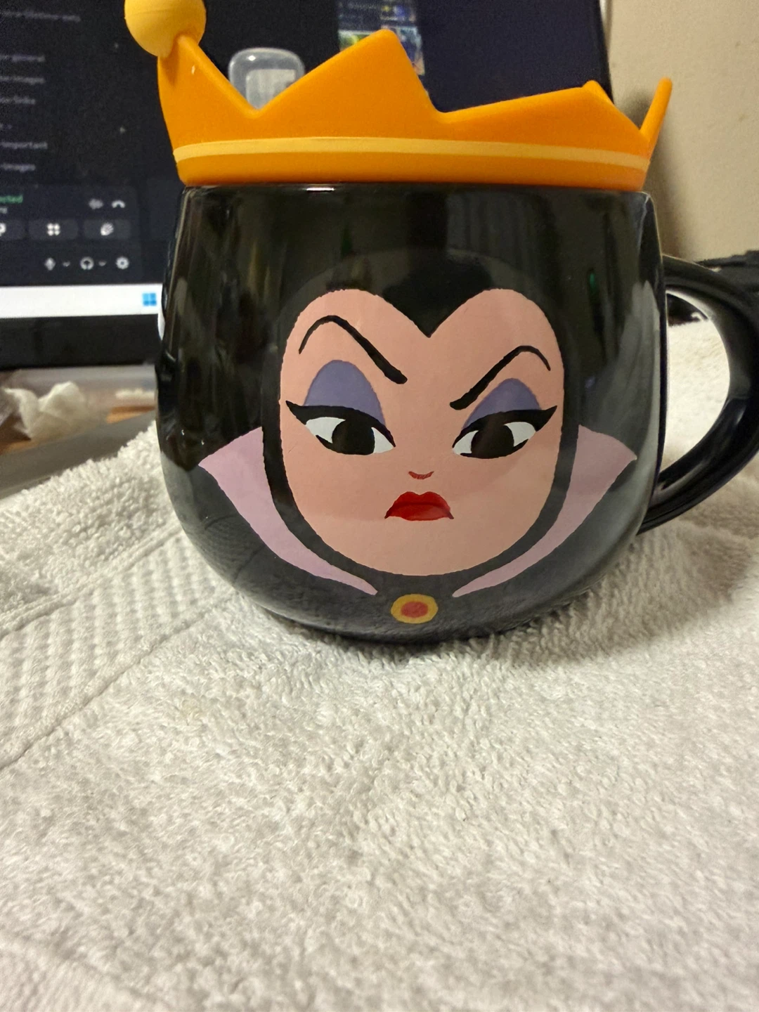 Evil Queen Disney Mug with Lid