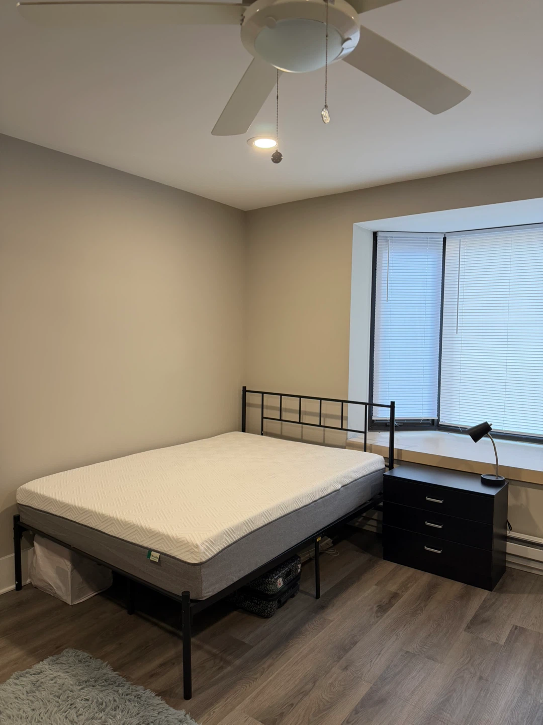MOVING OUT OFFER - Just by today! Mattress