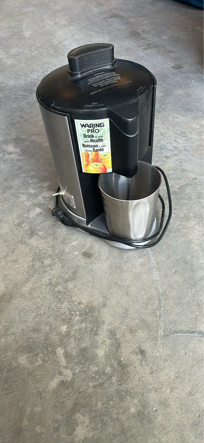 Waring Pro Juice Extractor