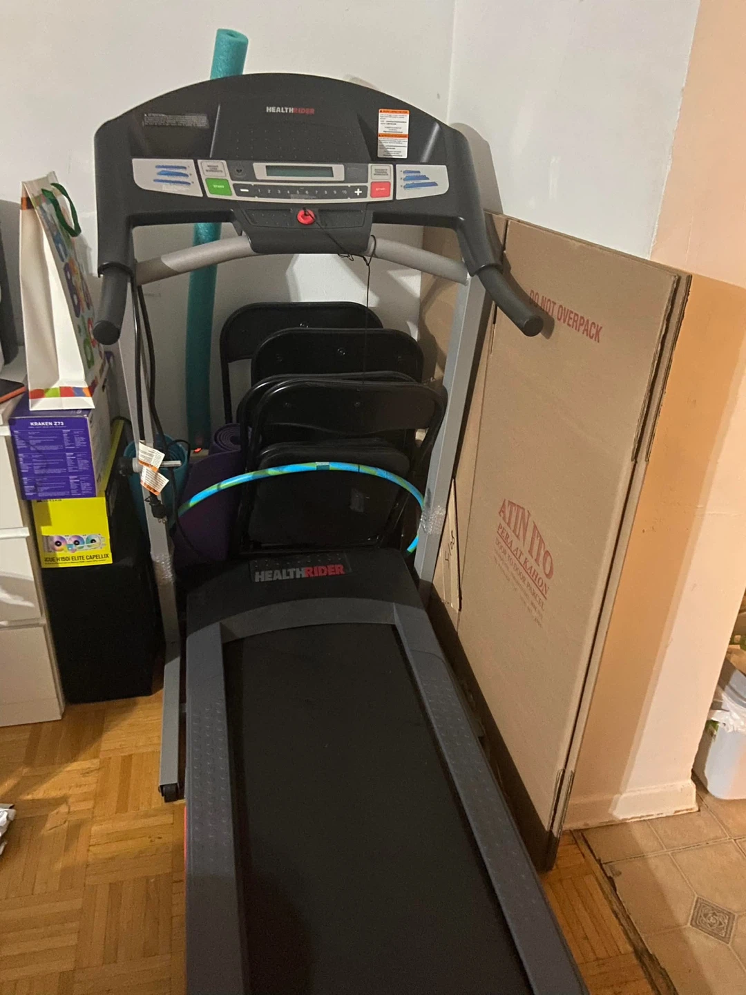 HealthRider Treadmill - photo 2