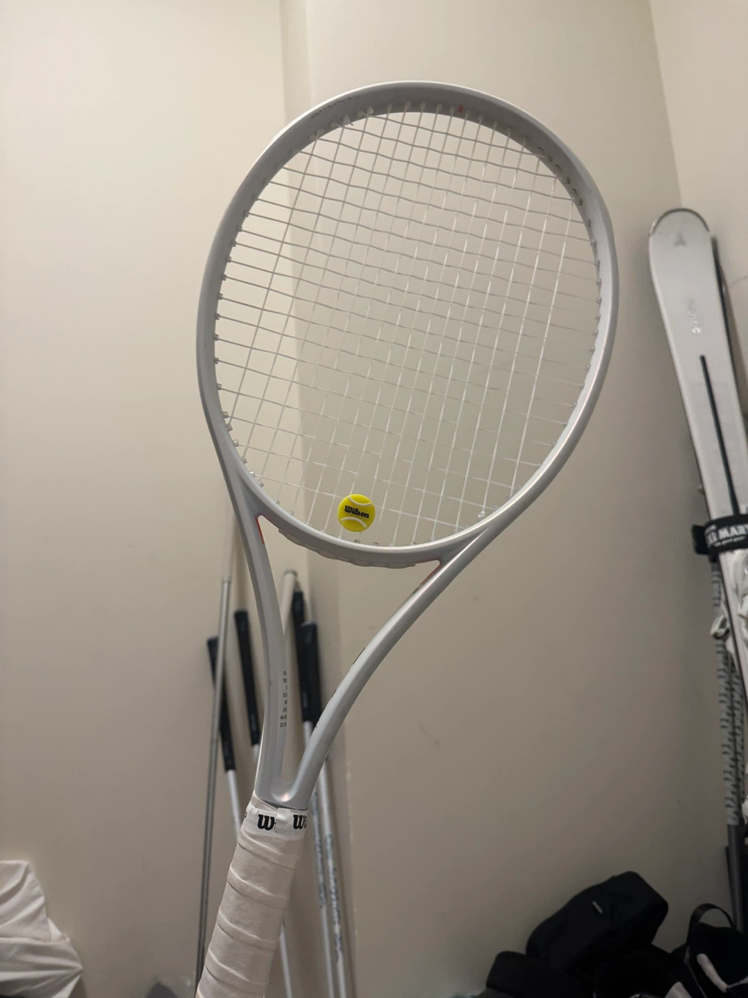 Wilson Shift 99 V1 Tennis Racquet
