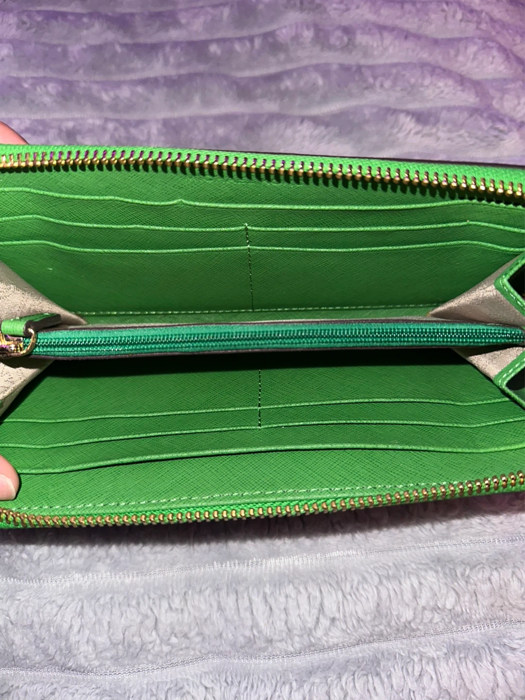 Michael Kors Wallet - photo 2