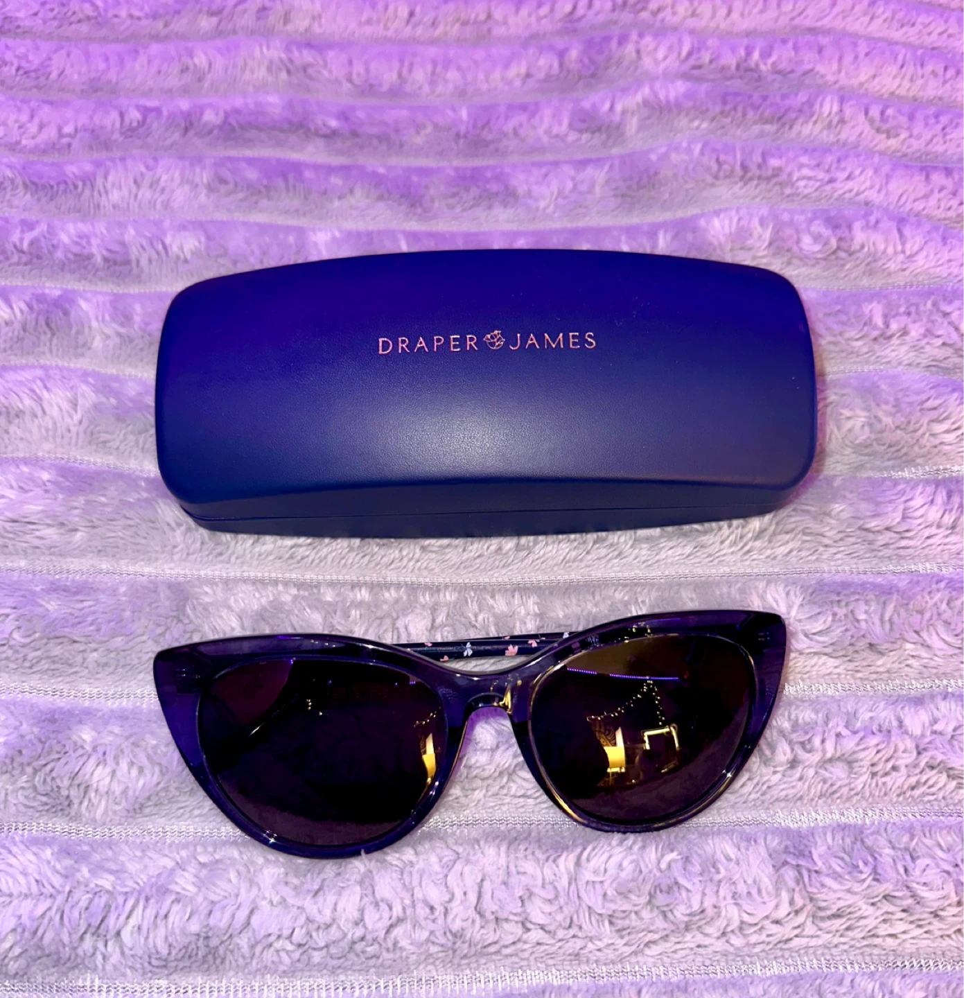 Draper James Sunglasses with Case - photo 5
