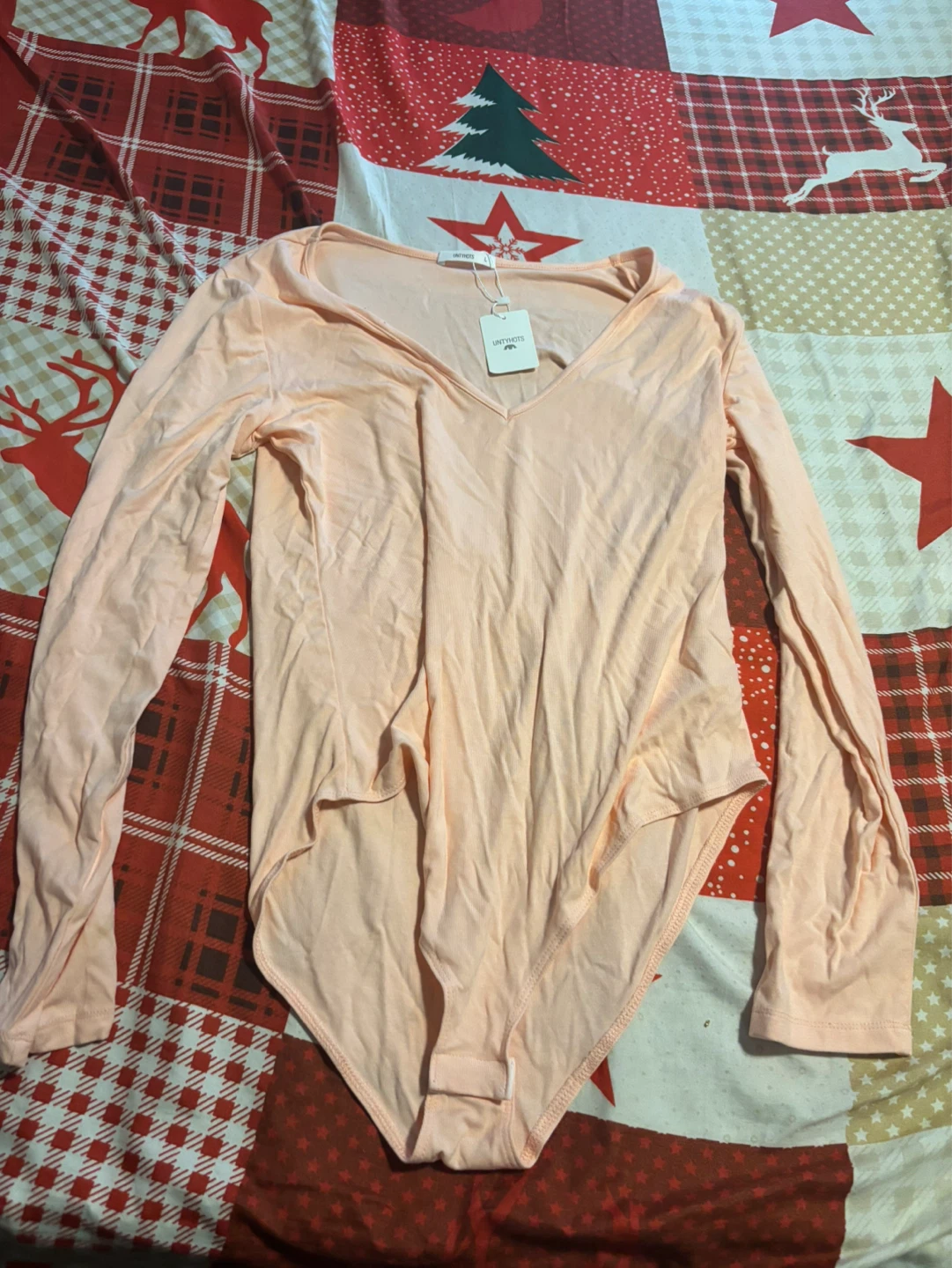 UNTYHOTSG Peach V-Neck Long Sleeve Bodysuit - Size L