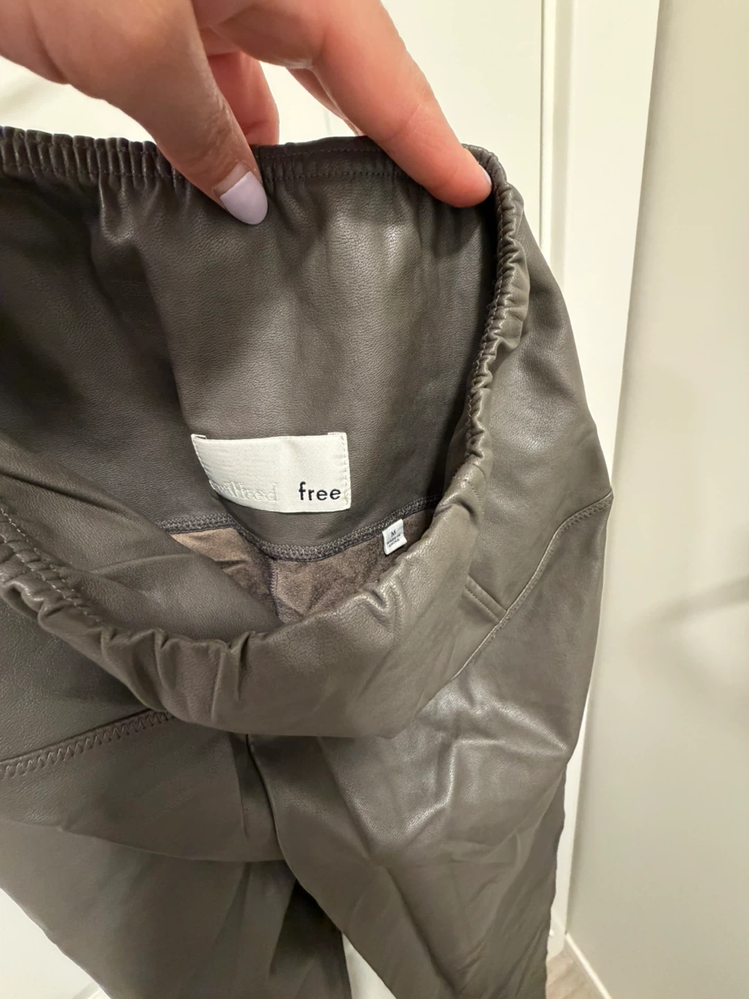 Wilfred Free Faux Leather Leggings Grey Size Medium - photo 2