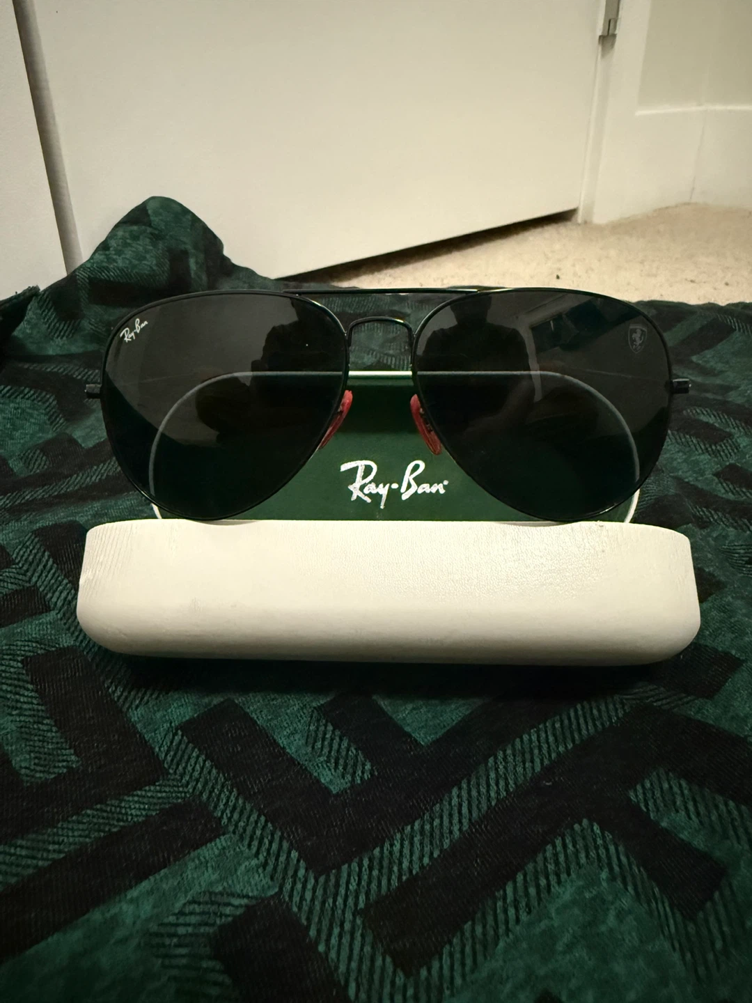 Ray-Ban Aviator Sunglasses with Case - photo 3