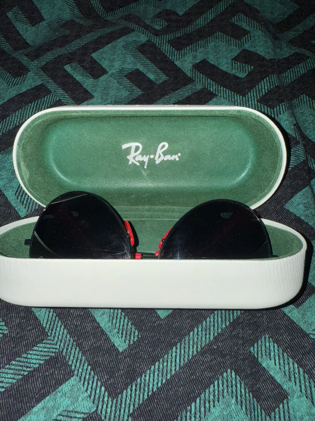 Ray-Ban Aviator Sunglasses with Case - photo 2