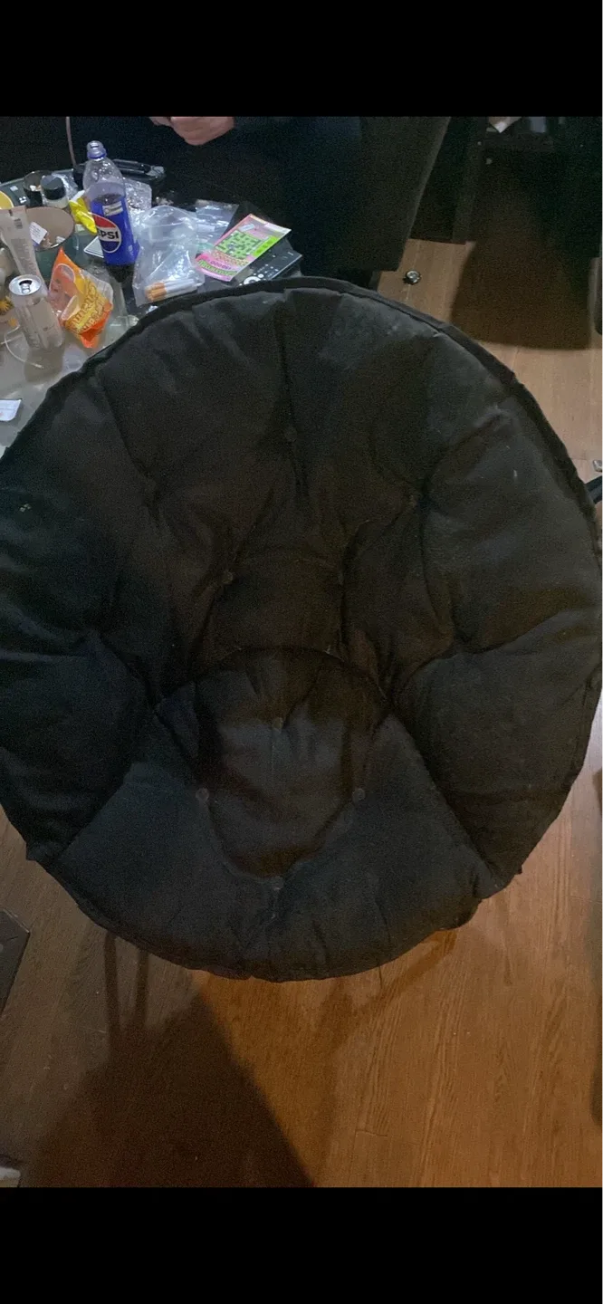 Black Saucer Chair