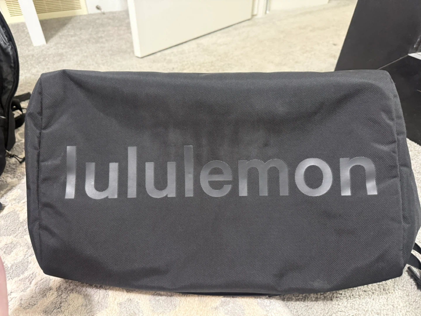 men’s medium - large clothing (lululemon, boss, calvin klein)