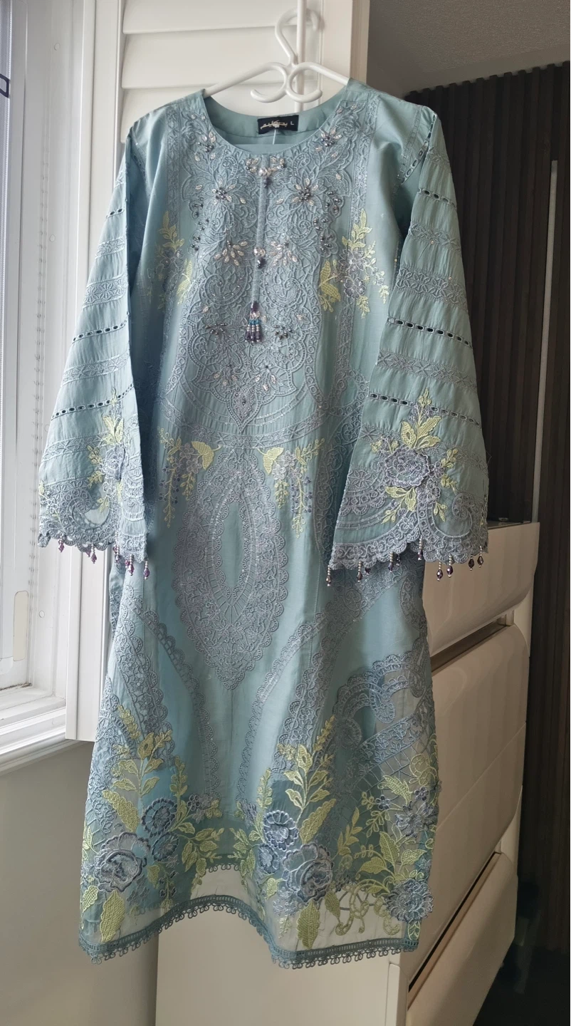 Women's light Grey Embroidered Kurti with Dupatta 3 piece set