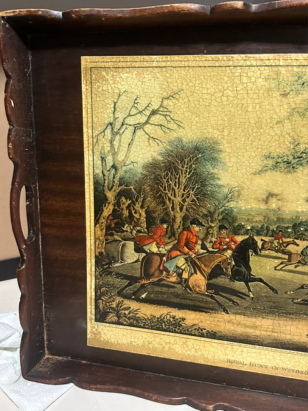 wood serving tray royal hunt in windsor park - photo 4