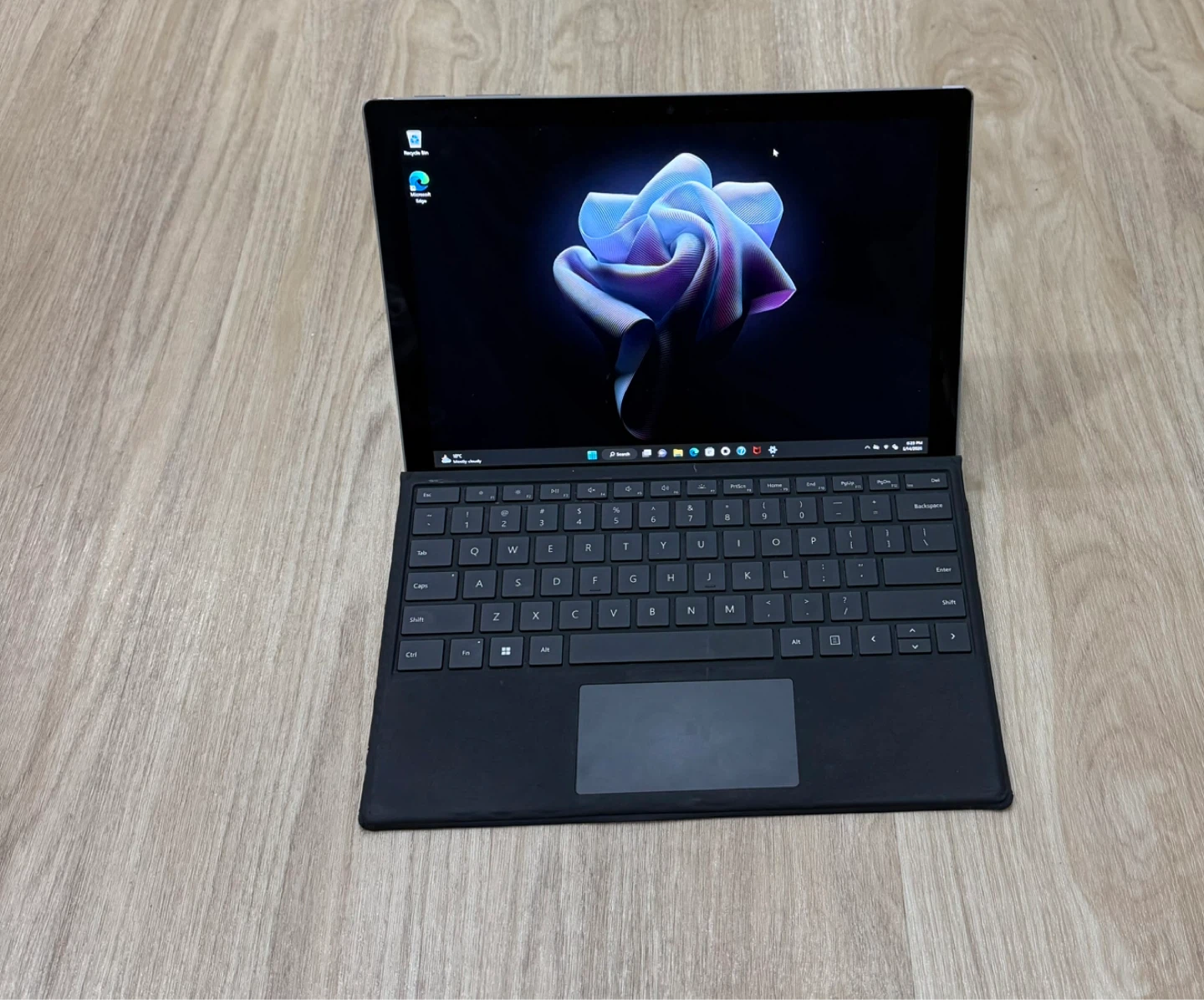 Surface Pro 7+  Touchscreen Laptop i7 11th Gen 16GB Ram
