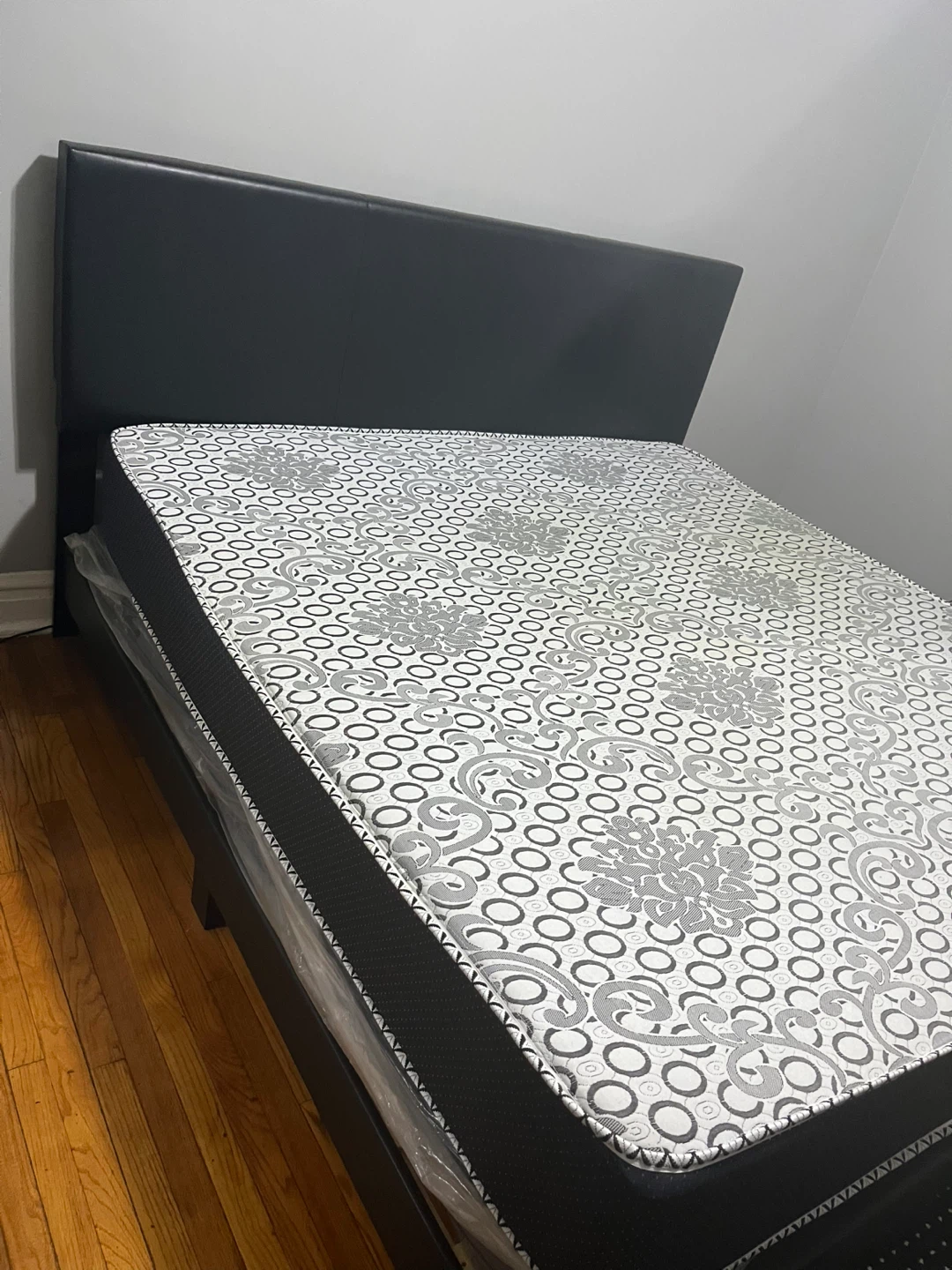Black Faux Leather Headboard Bed Frame with two Mattresses - photo 5