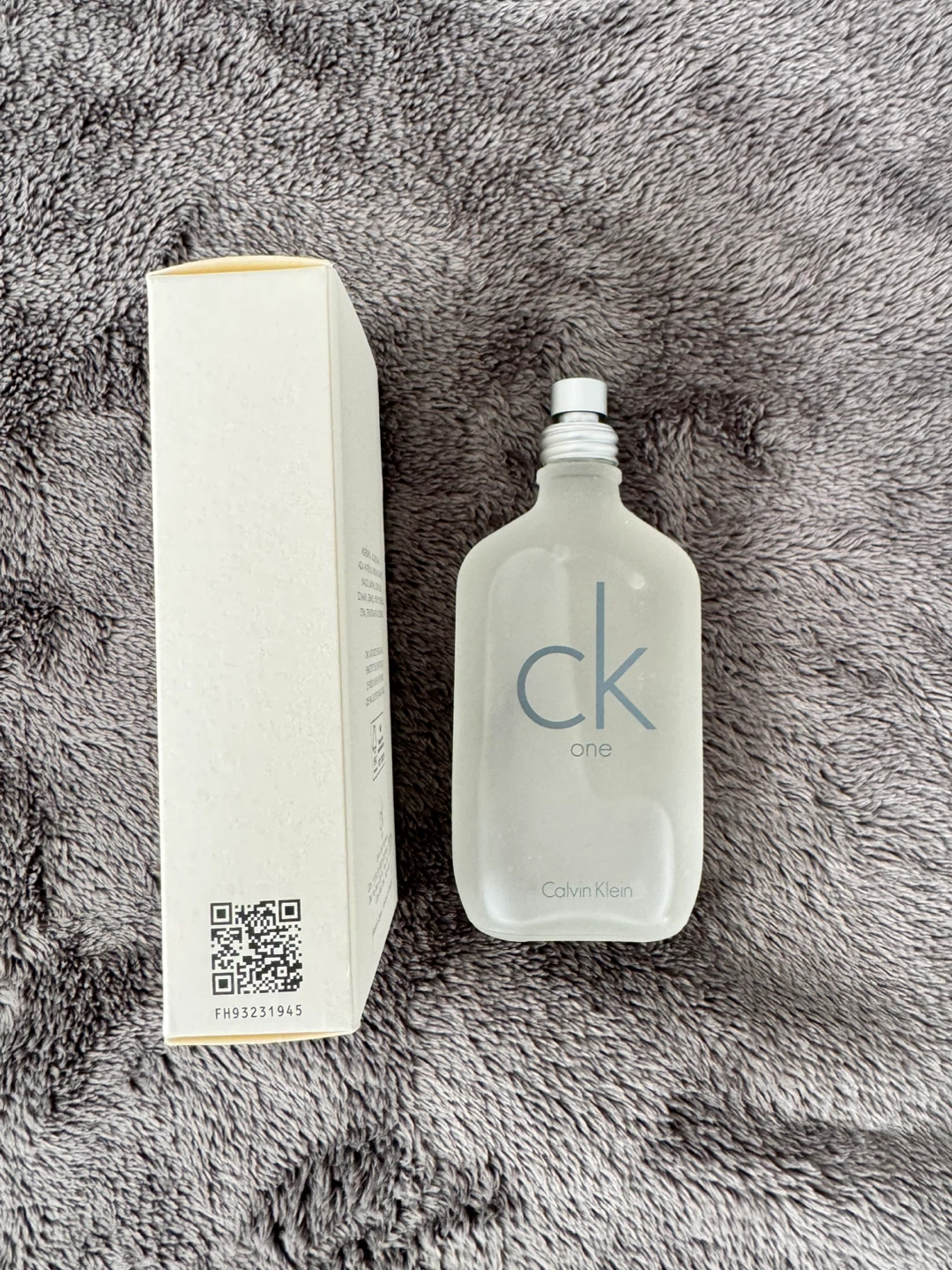 Calvin Klein CK One Eau de Toilette 100ml - photo 2
