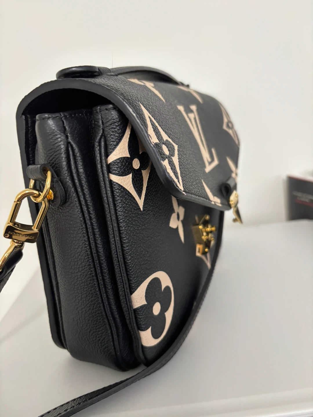 Louis Vuitton Monogram Empreinte Pochette Twist Bag - photo 2