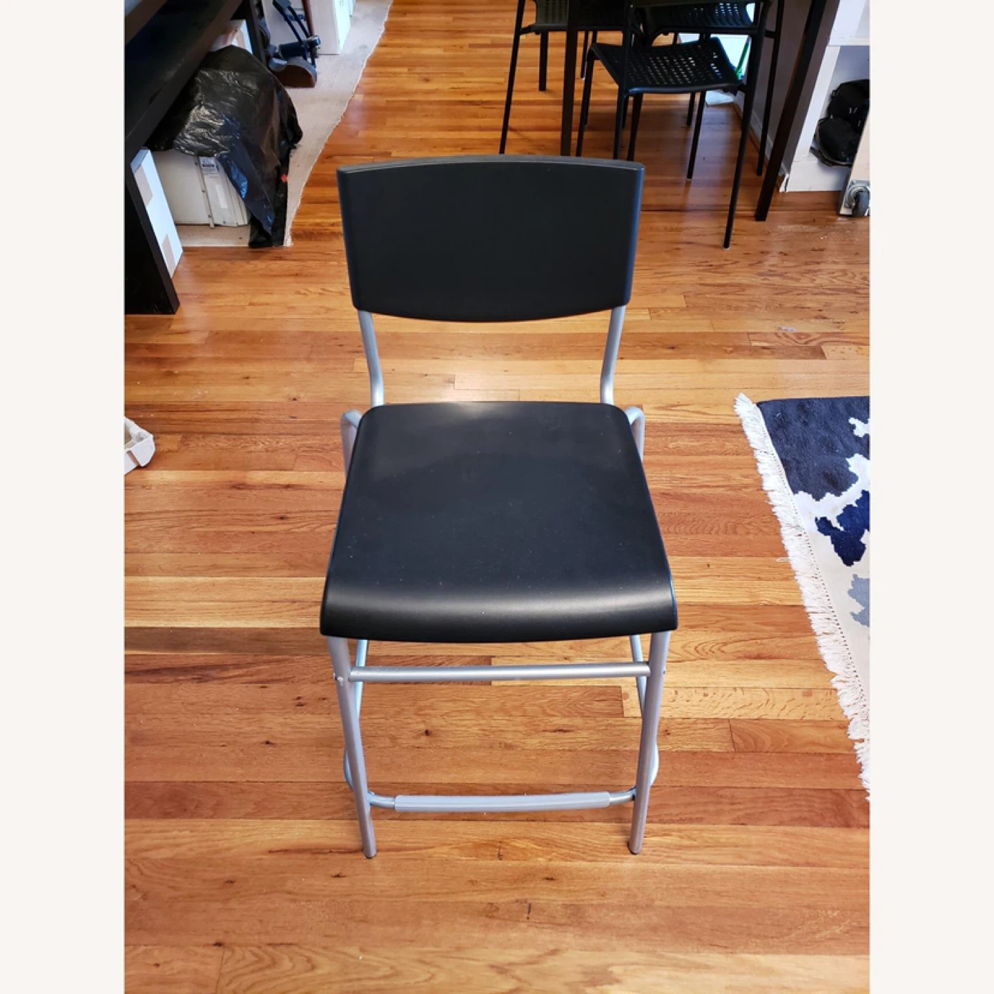 Set of 2 Black Bar Stools with Silver Metal Frame - photo 5
