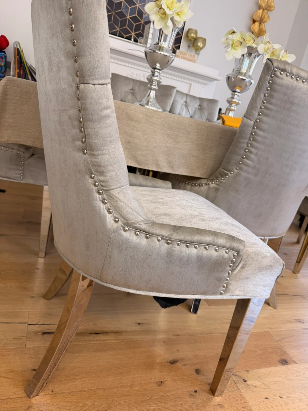 6 Tufted Dining Chair - photo 2