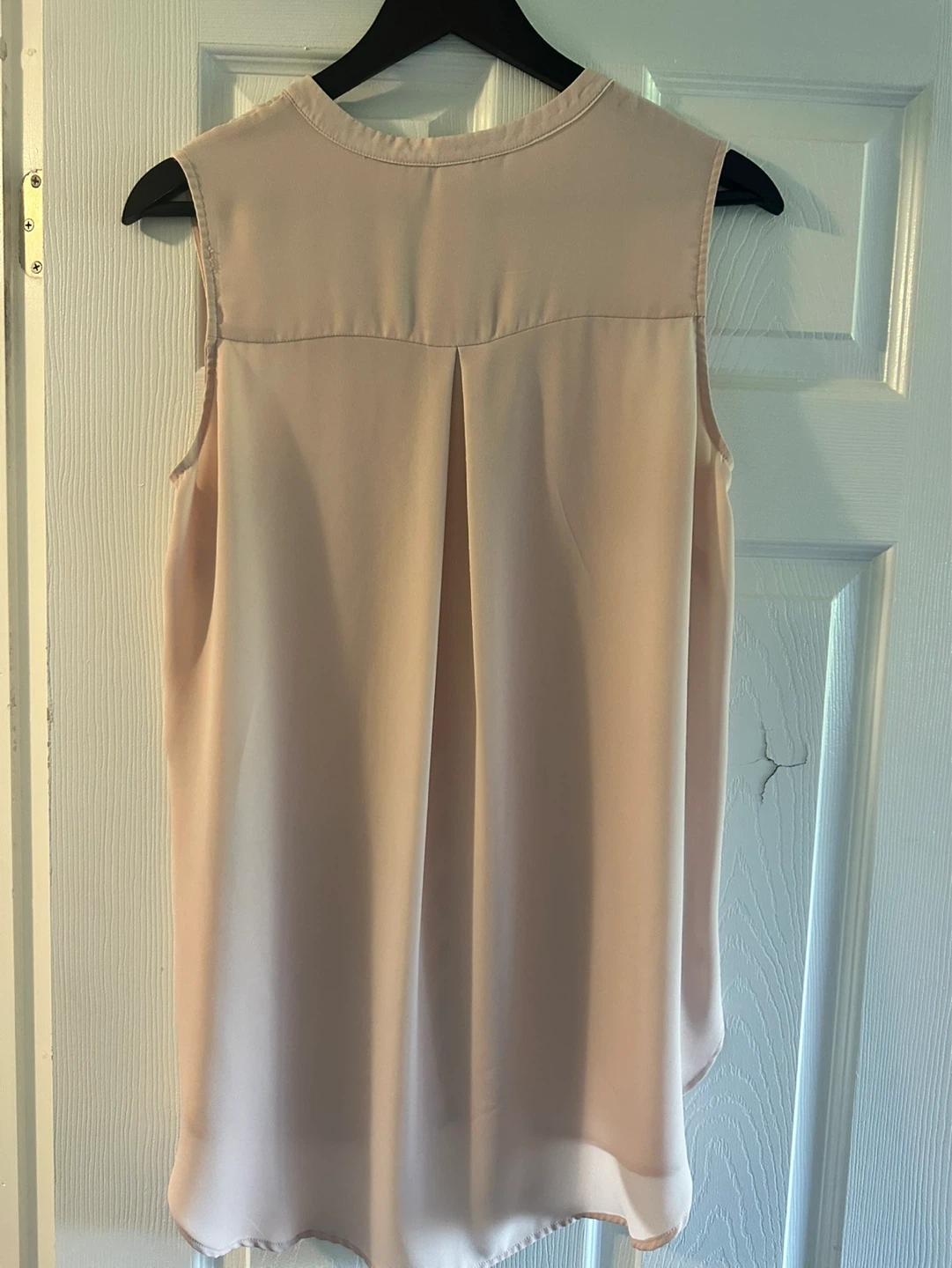 H&M Sleeveless V-Neck Blouse - Size 8 - photo 4