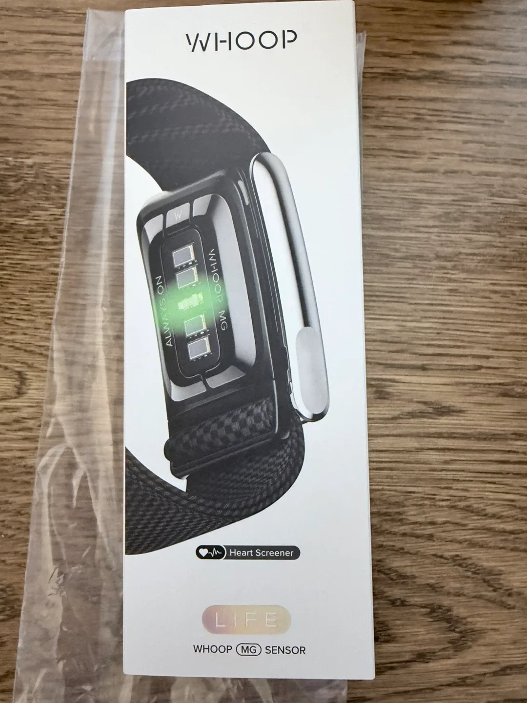 WHOOP NEW！