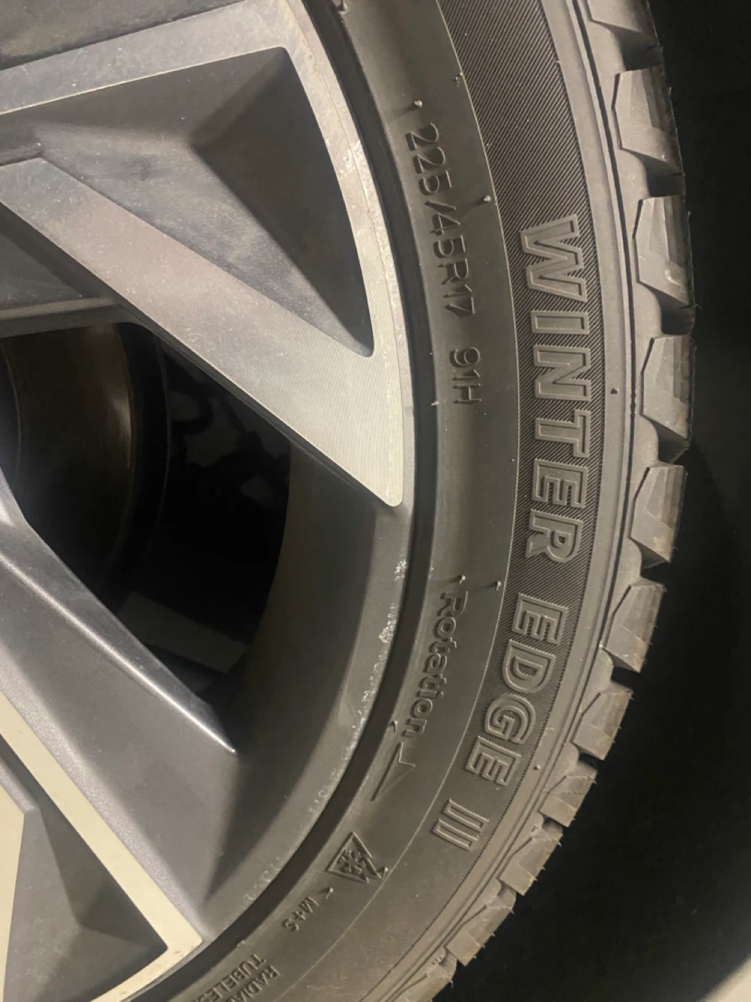 MotoMaster Winter Edge II Tire for  Passenger & CUV