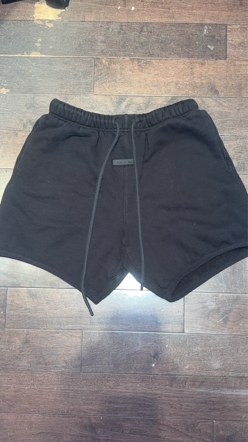 Essentials Shorts