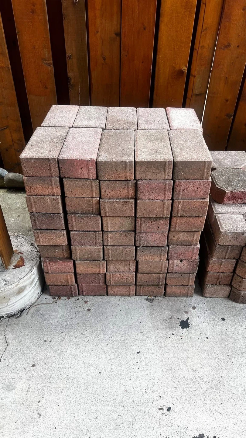 Interlocking Paving Stones - Reddish Brown
