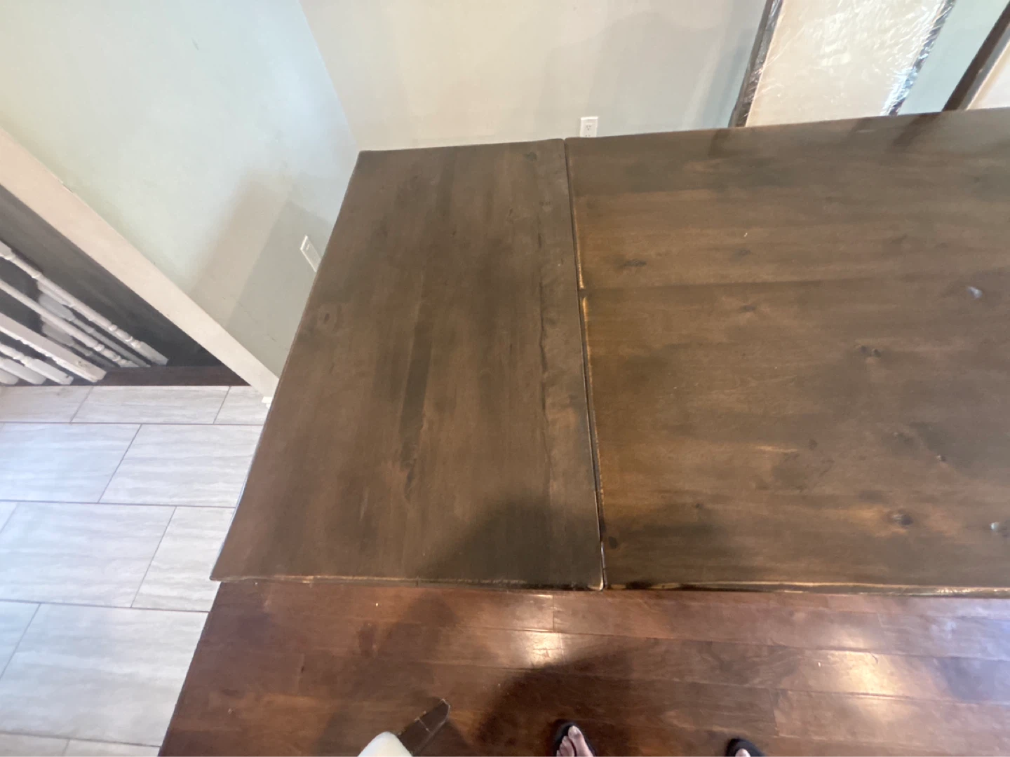 MUST GO ( moving sale )Extendable Dining Table with 4 Chairs - photo 5