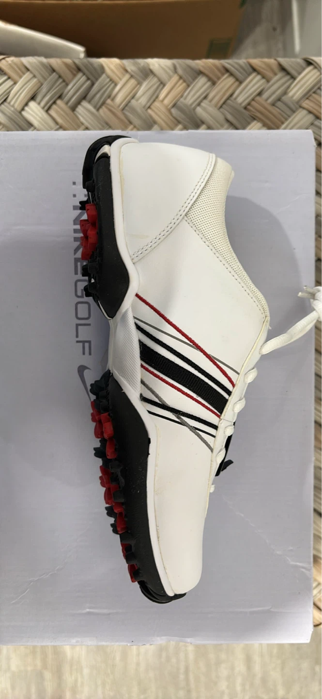 Nike women’s Golf Shoes - New - photo 4