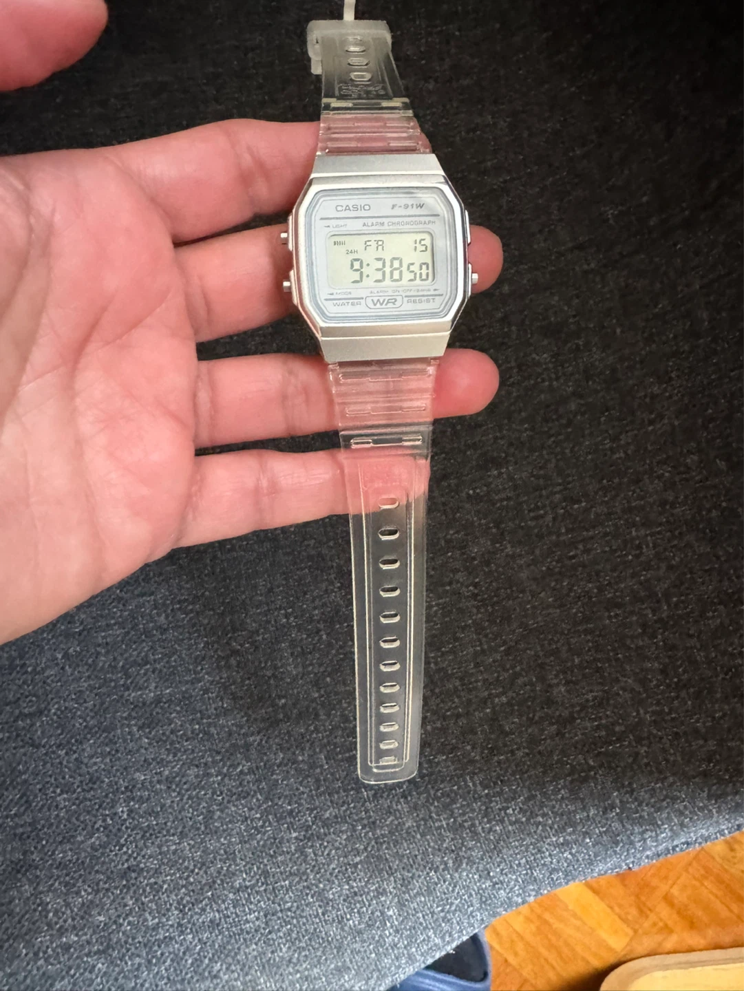 Casio F-91W Digital Watch - Clear Band - photo 2