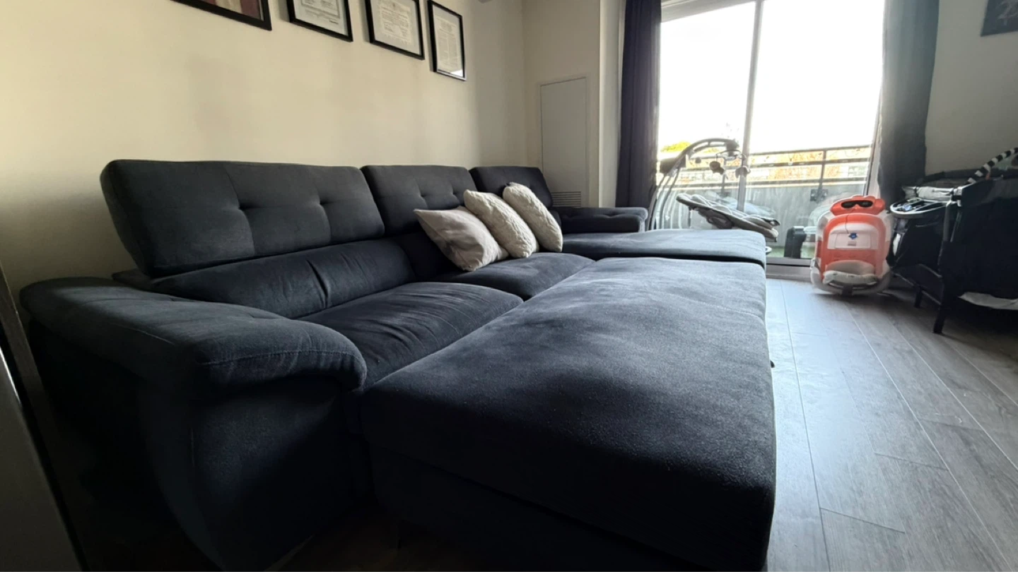 Large charcoal modern sectional sofa with adjustable - photo 4