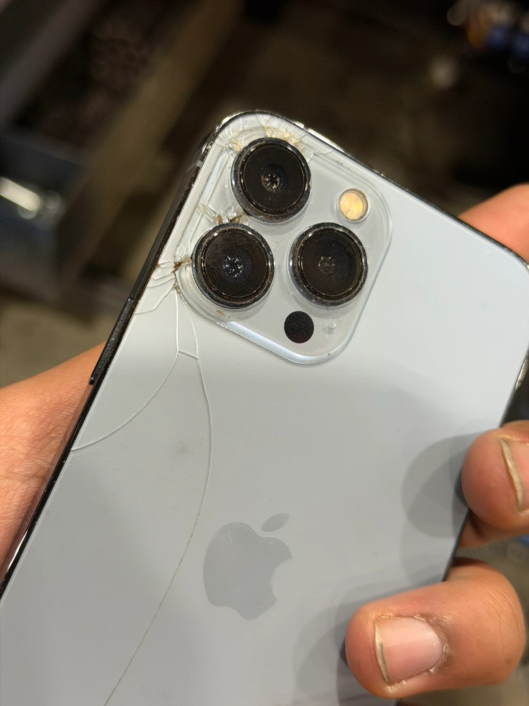 iPhone 13 Pro max - photo 4