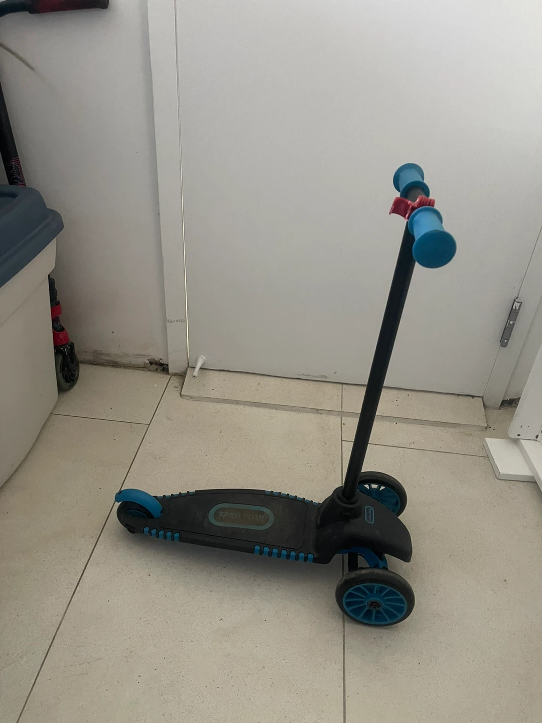Little Tikes 3-Wheel Scooter - photo 2