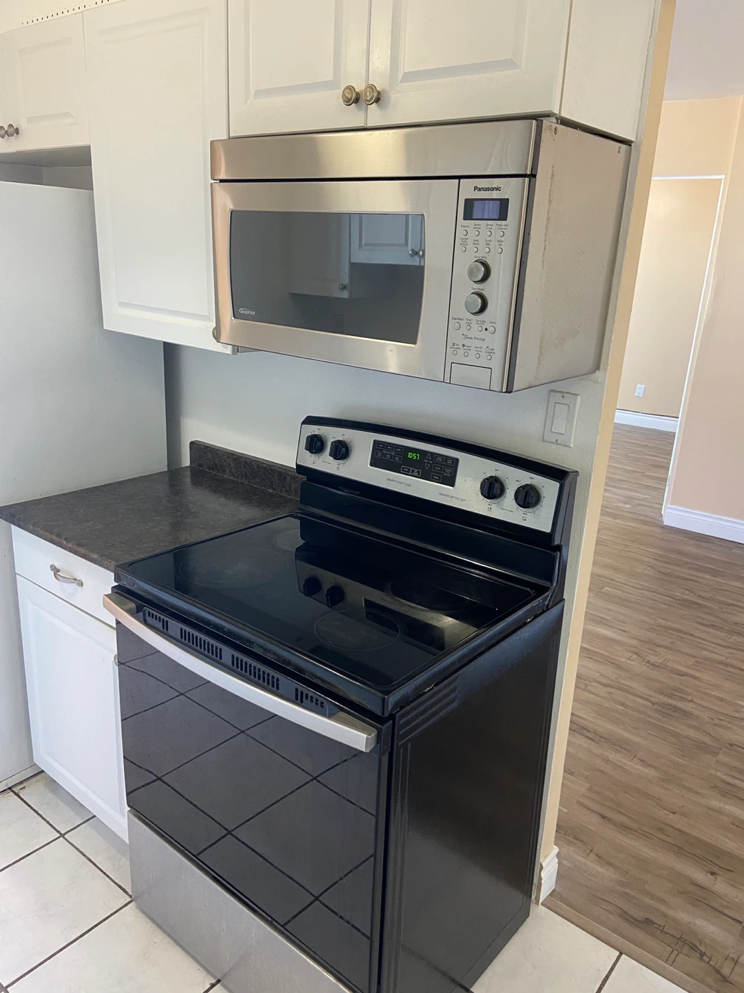 2 bedrooms 1 bathroom Independent Apartment available for rent - photo 2