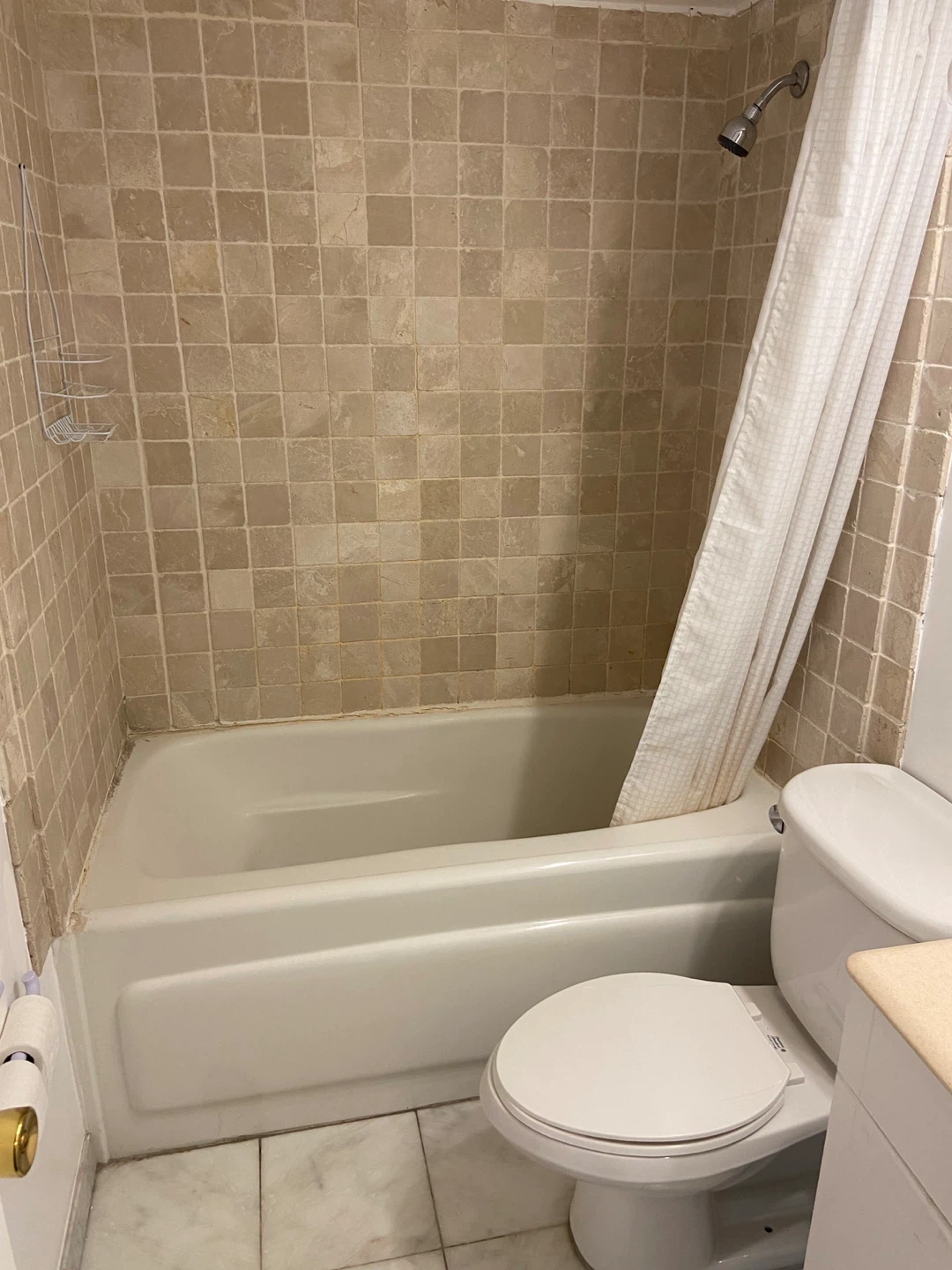 2 bedrooms 1 bathroom Independent Apartment available for rent - photo 4