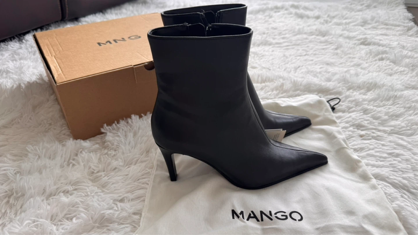 NEW Mango Black Leather Pointed Toe Heeled Ankle Boots - photo 3