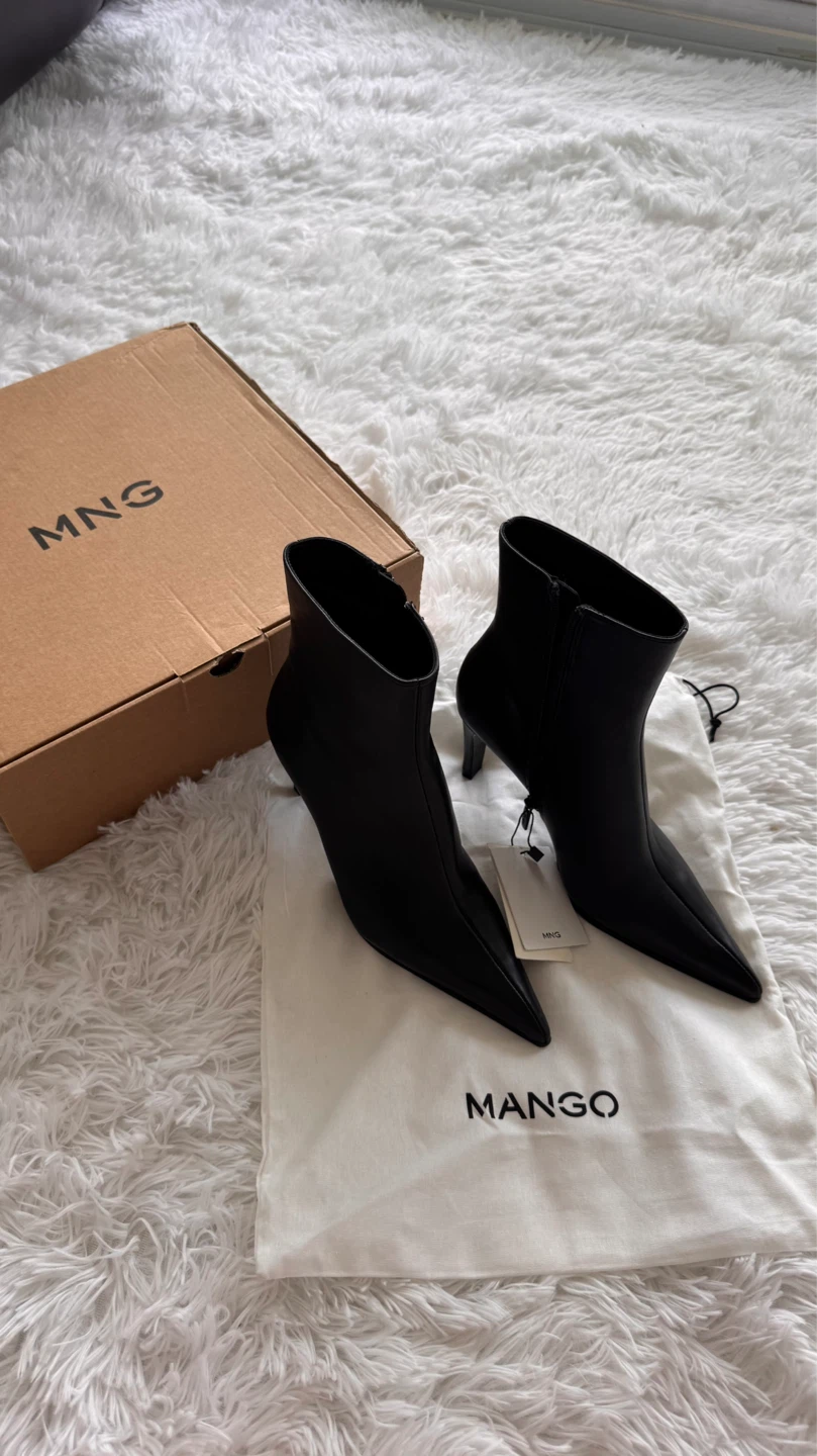 NEW Mango Black Leather Pointed Toe Heeled Ankle Boots