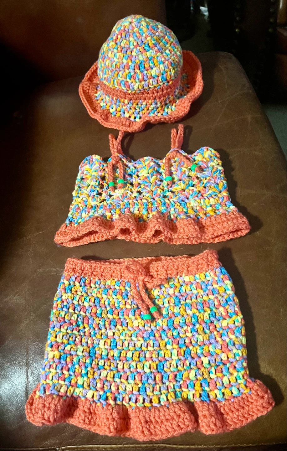 Crocheted Baby Outfit with Hat - photo 2