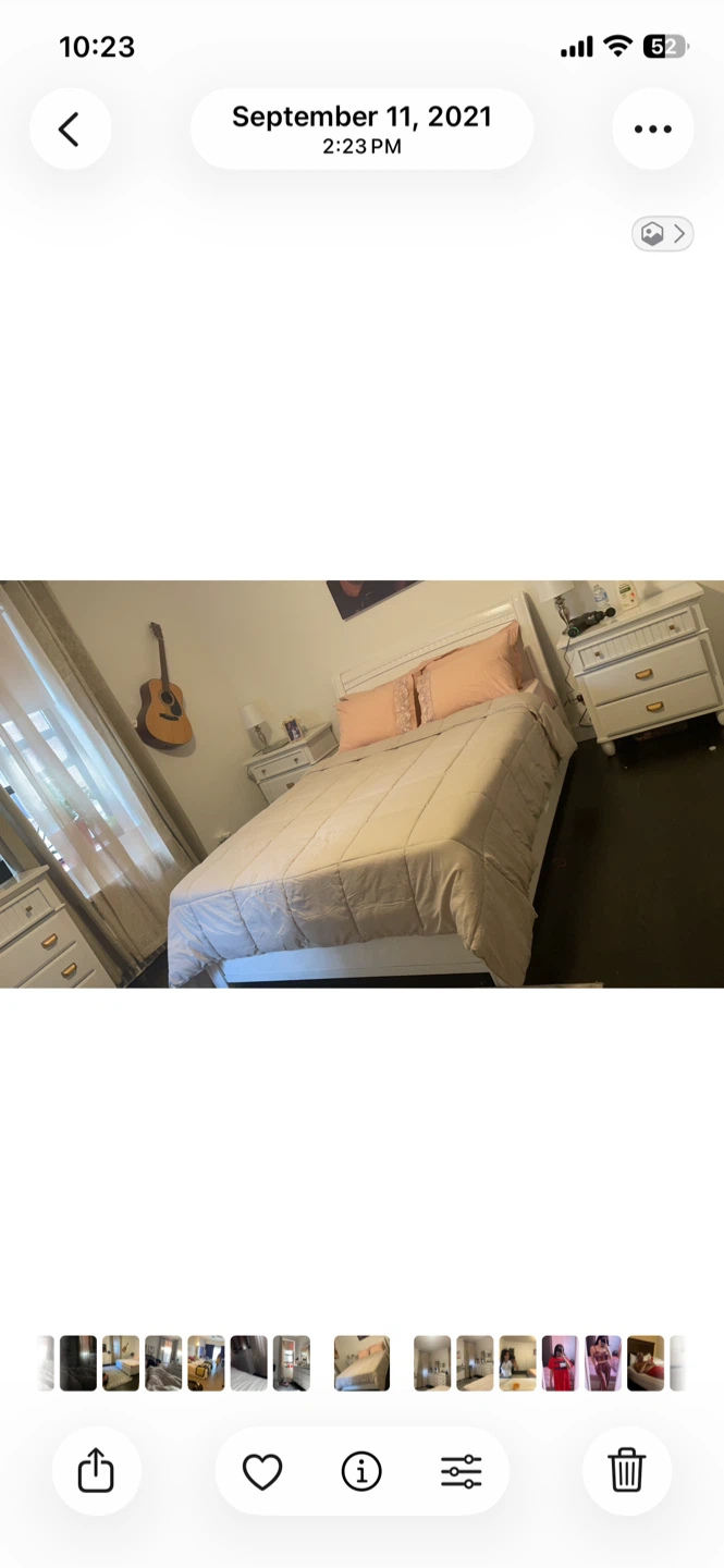 Bedroom set