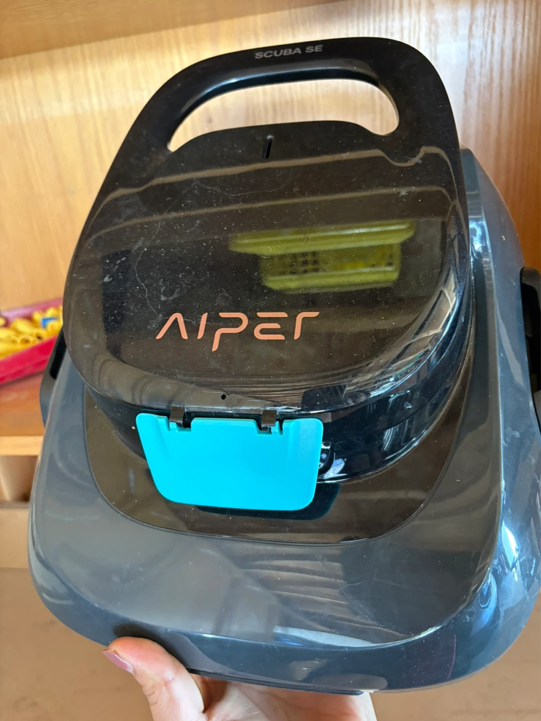 Aiper Scuba SE Robotic Pool Cleaner