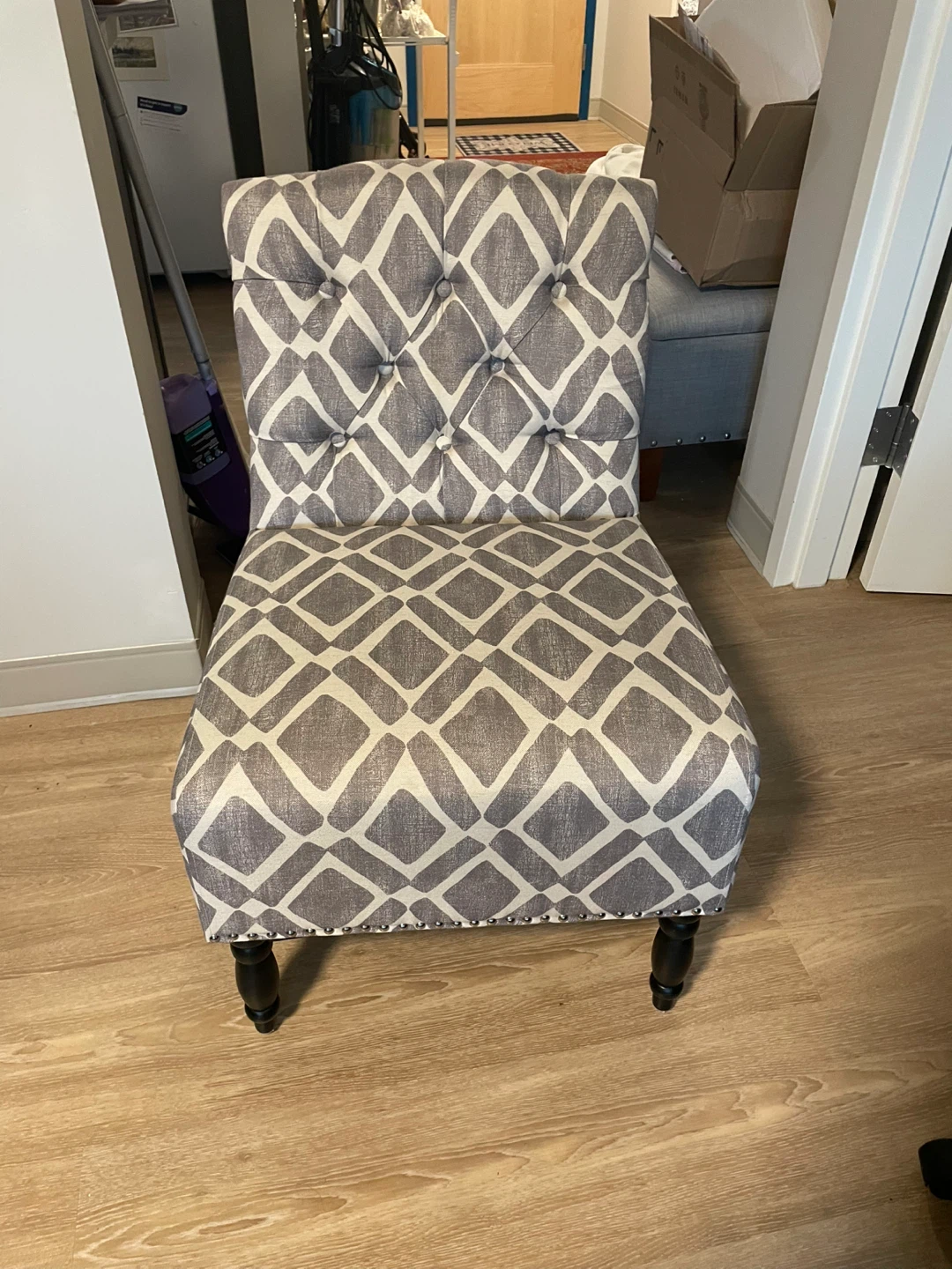 Gray and White Geometric Accent Chair - photo 3