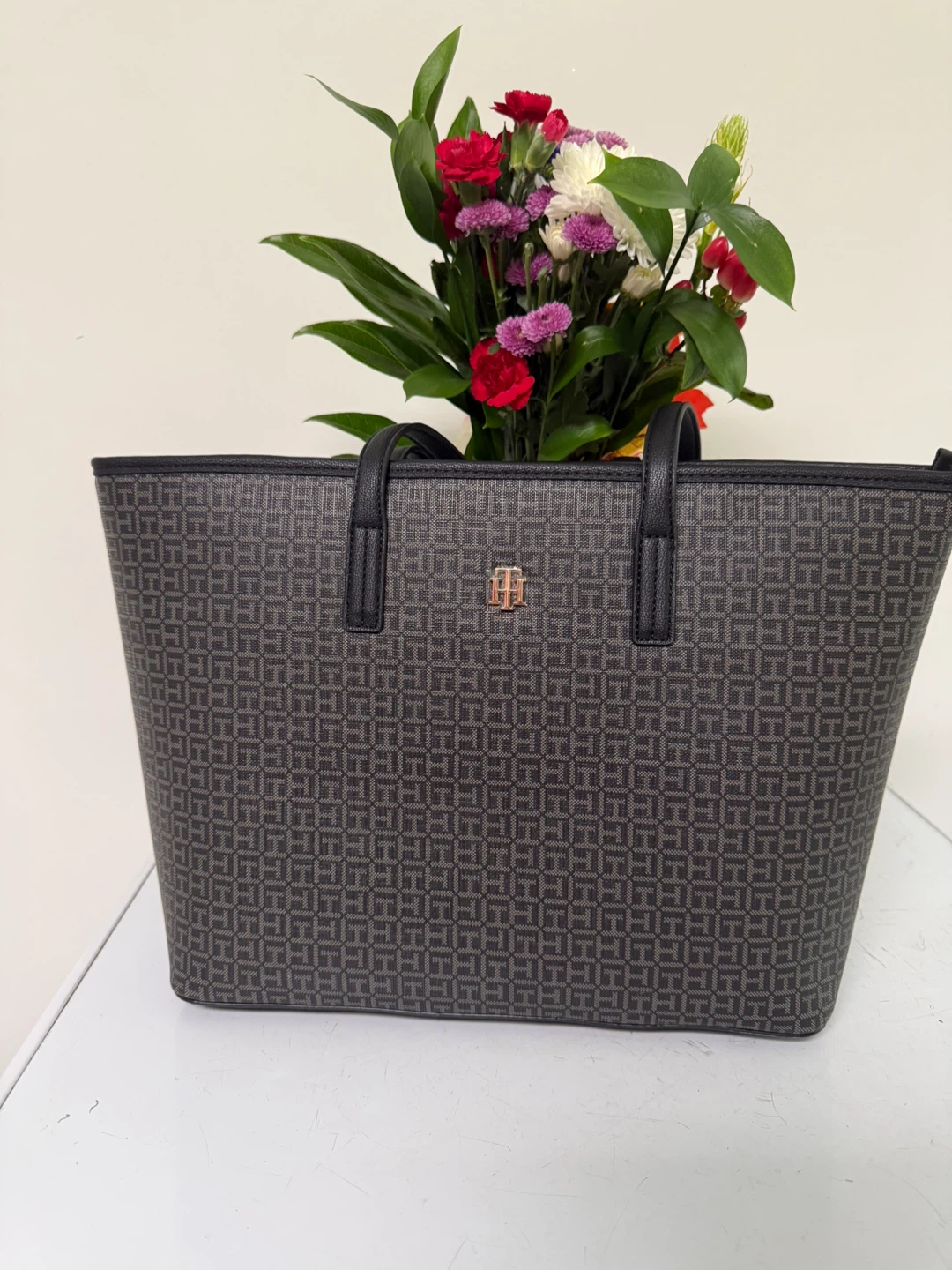 Tommy Hilfiger Tote Bag - Monogram